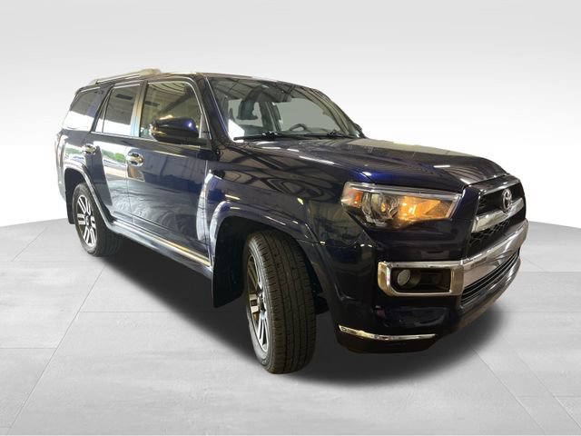 Used 2018 Toyota 4Runner 4WD image 8