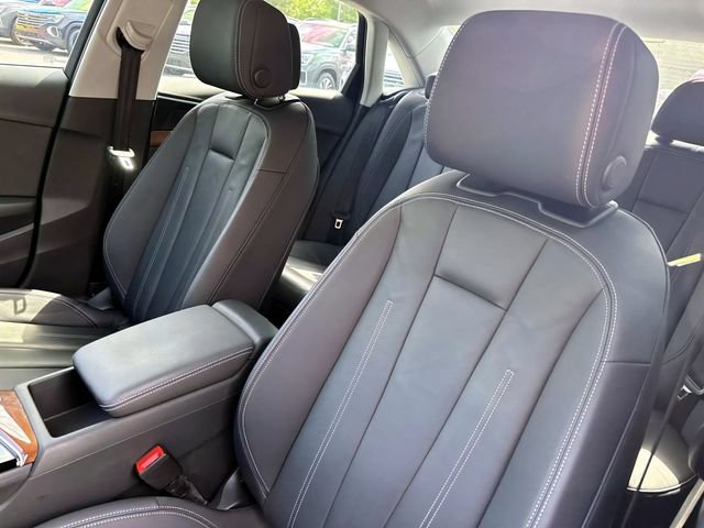 Used 2023 Audi A4 2.0T Premium w/ Convenience Package AWD/4WD image 30
