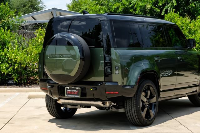 New 2026 Land Rover Defender 110 X-Dynamic SE AWD/4WD image 12