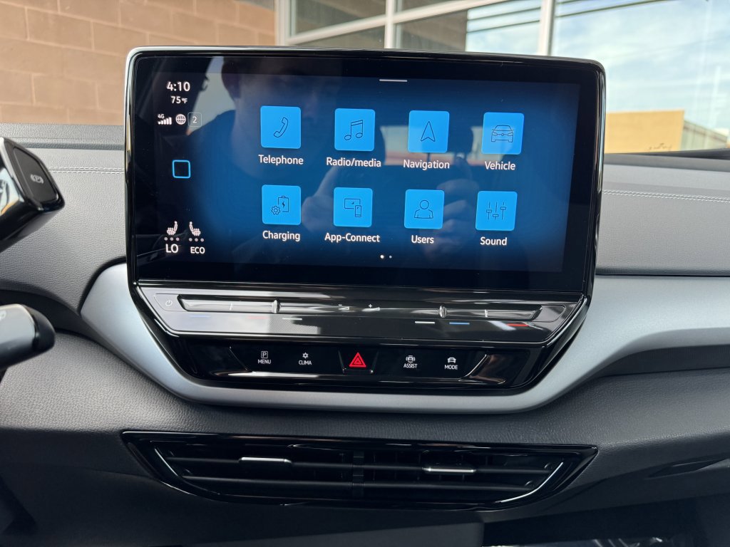 Used 2023 Volkswagen ID.4 Pro image 18