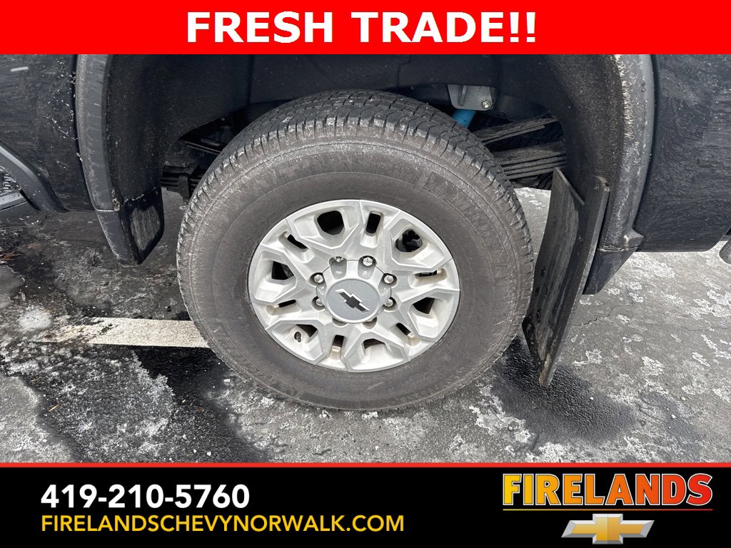 Used 2024 Chevrolet Silverado 3500 LTZ w/ Snow Plow Prep/Camper Package image 19