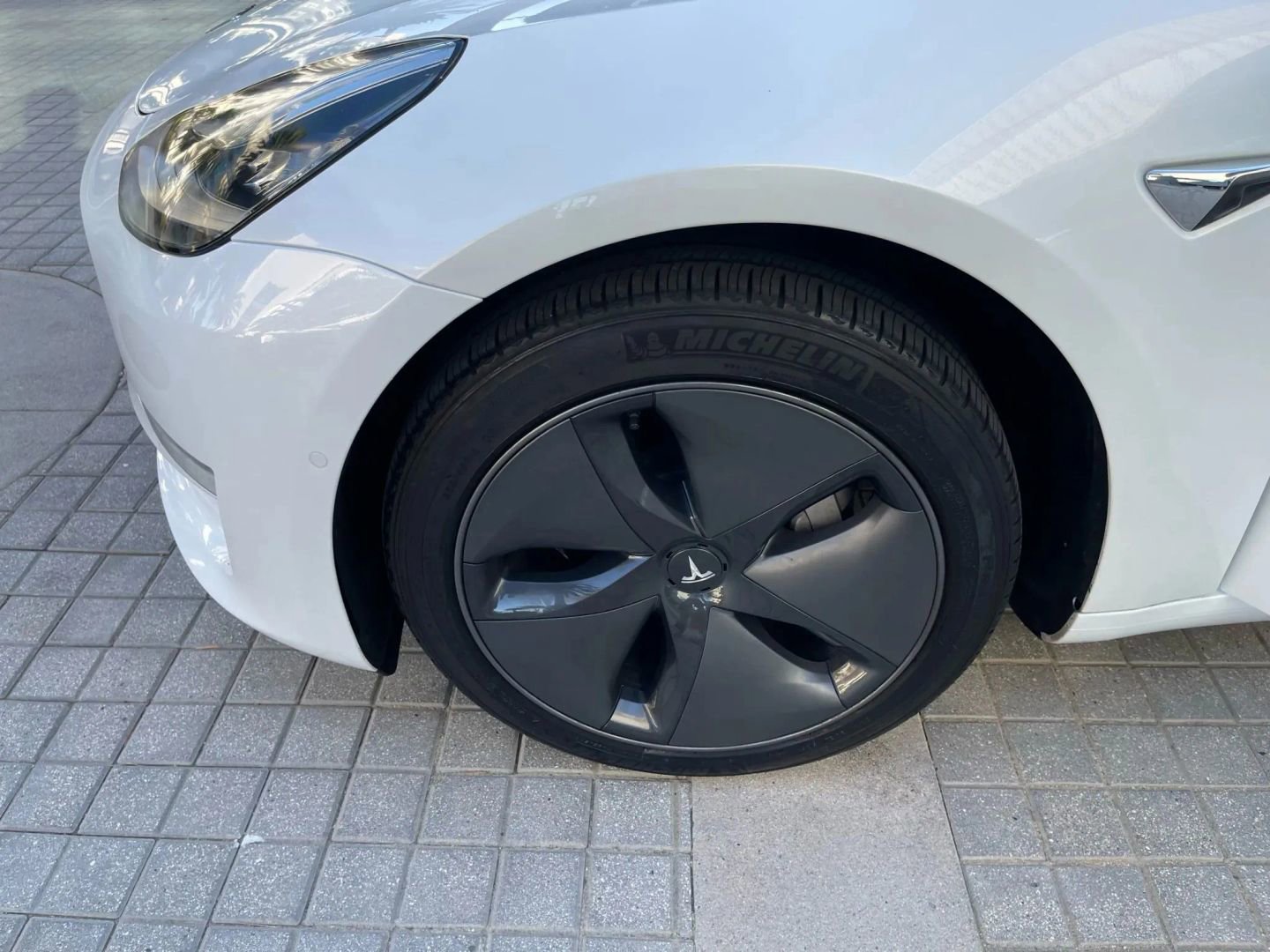 Used 2019 Tesla Model 3 Standard Range Plus image 40