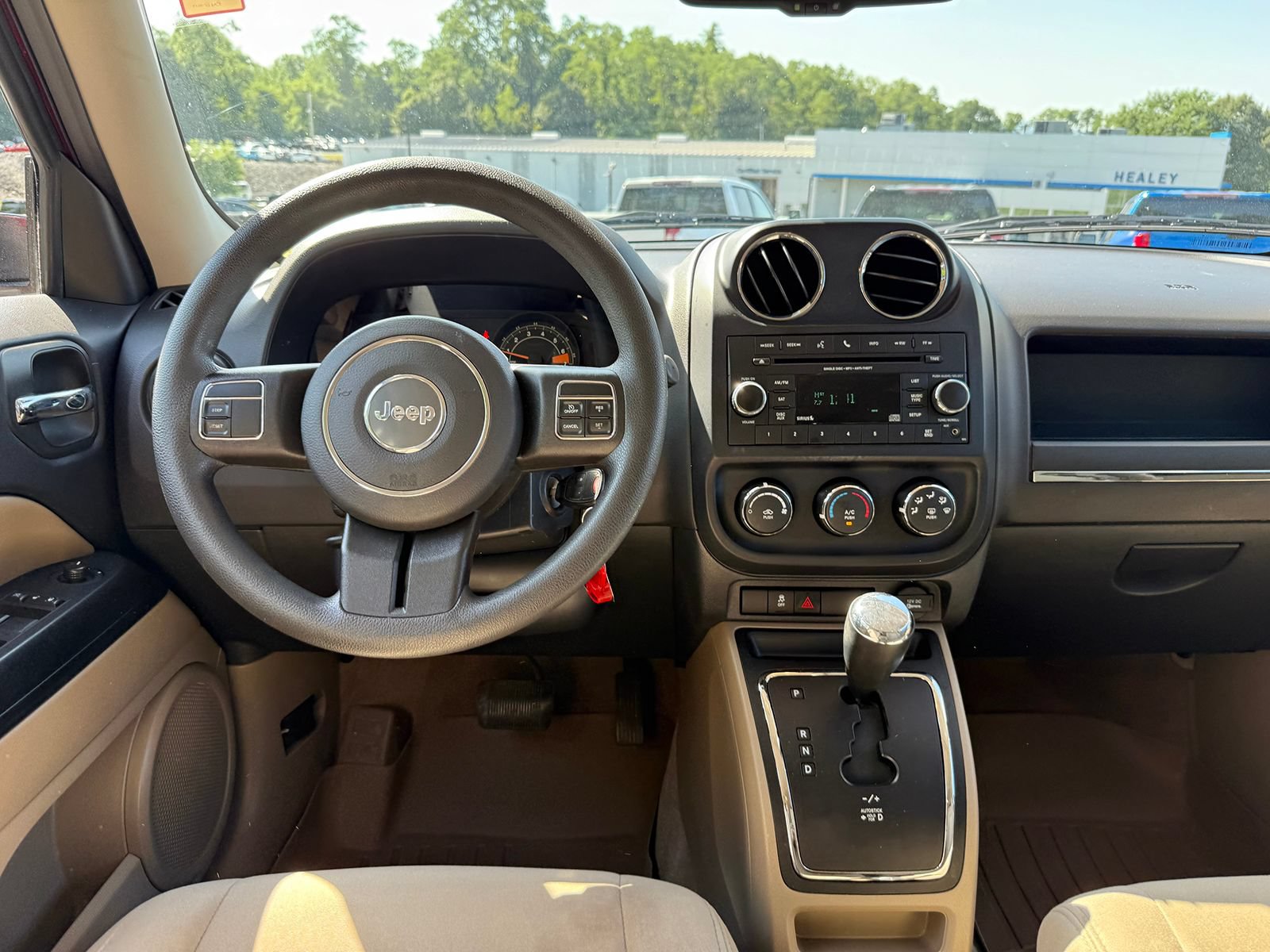 Used 2016 Jeep Patriot Sport w/ Power Value Group FWD image 18