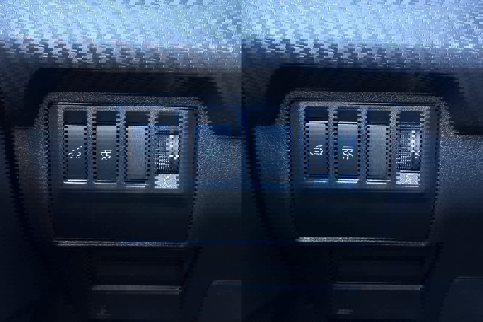 Certified 2024 Subaru Ascent Premium w/ Convenience Package image 31