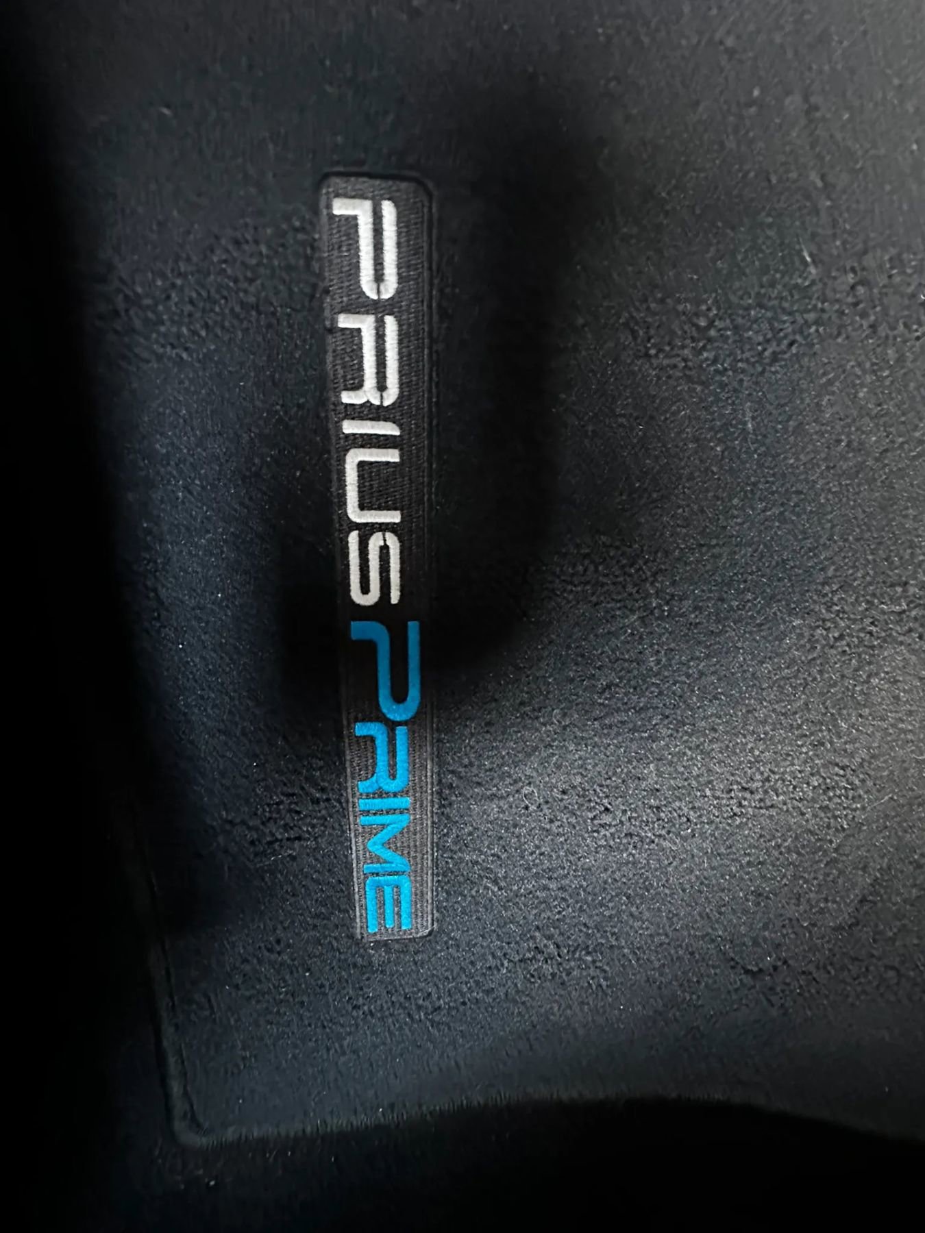 Used 2017 Toyota Prius Prime Plus w/ Carpet Mat Package FWD image 34
