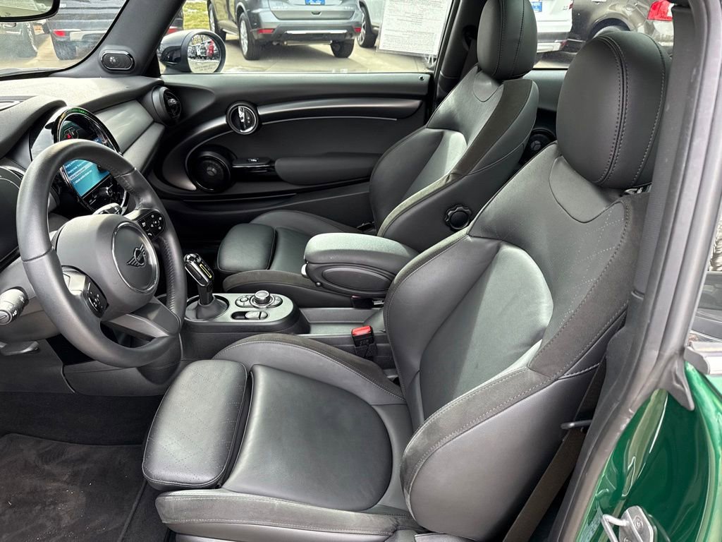 Used 2023 MINI Cooper SE image 12