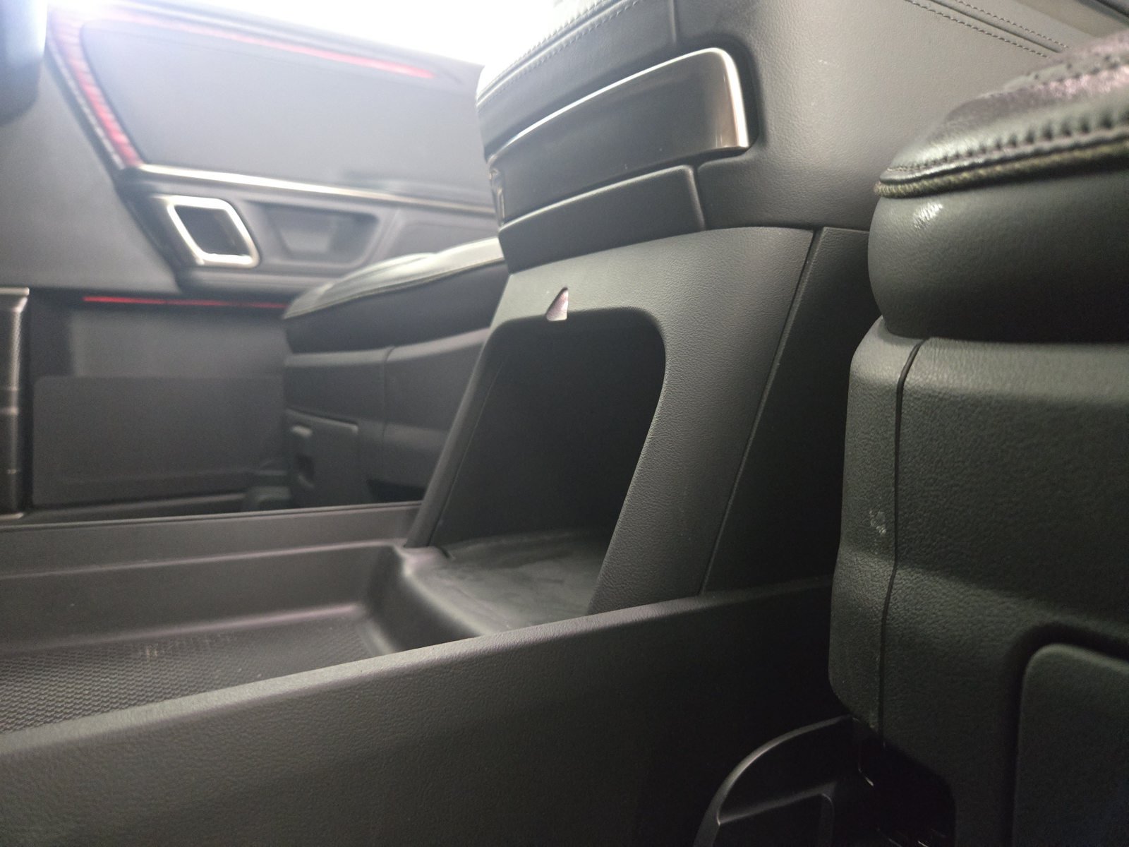 Used 2022 Rivian R1T Adventure AWD/4WD image 31
