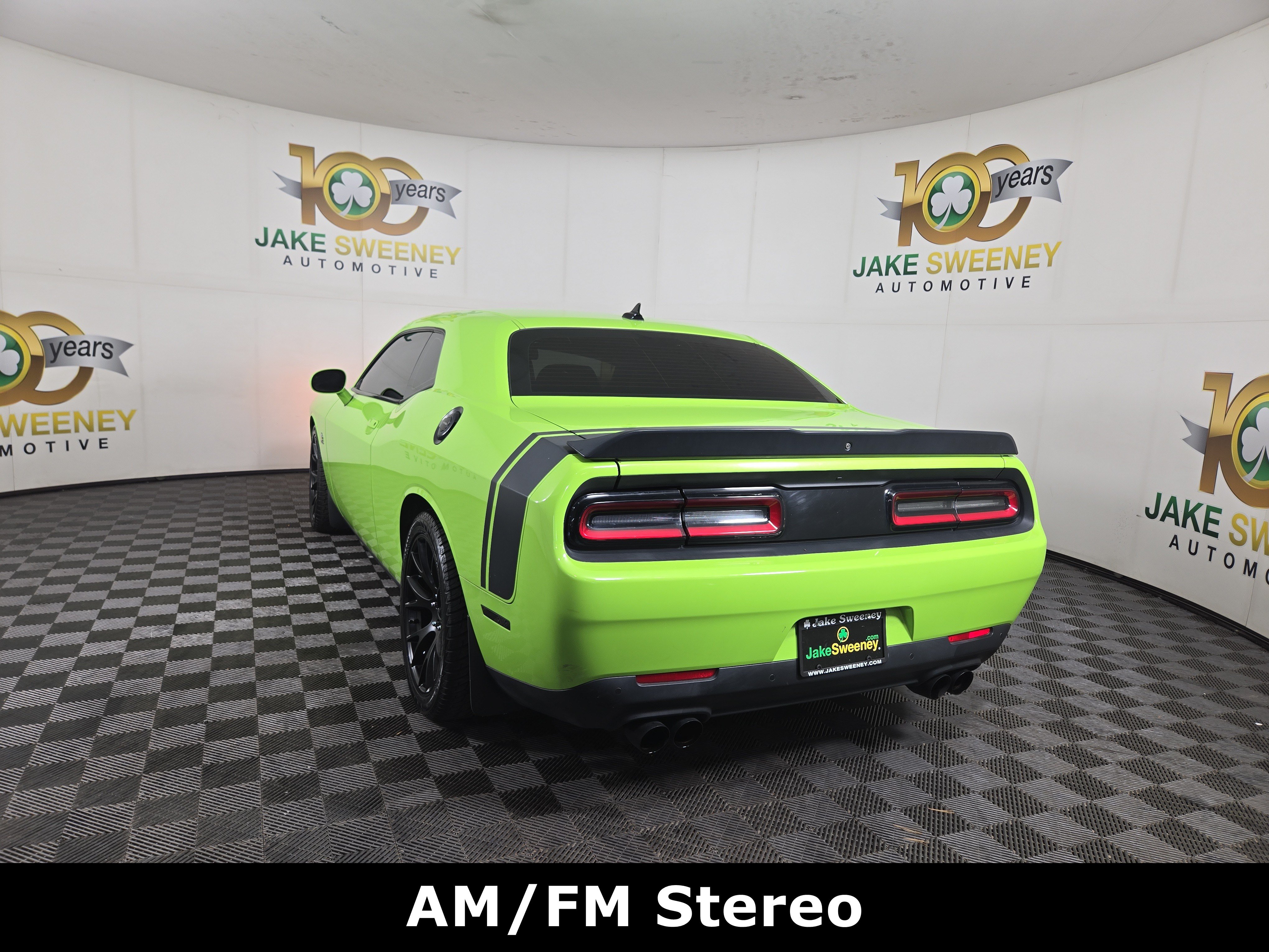 Used 2015 Dodge Challenger R/T Scat Pack w/ Leather Interior Group RWD image 7