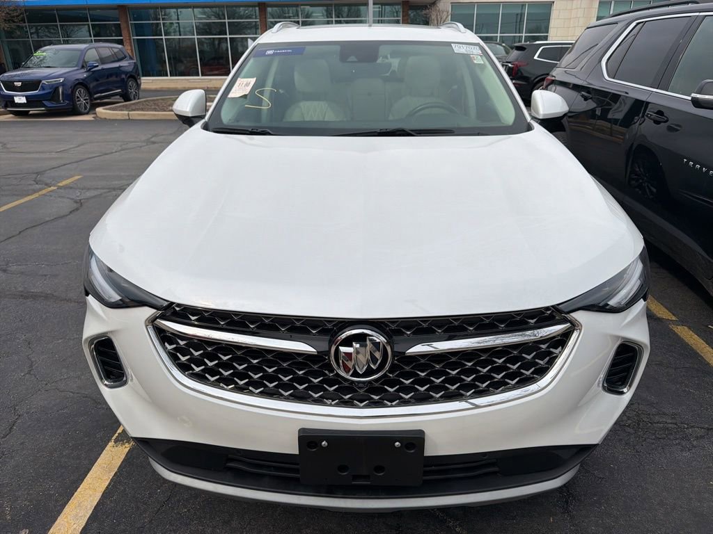 Used 2023 Buick Envision Avenir image 2