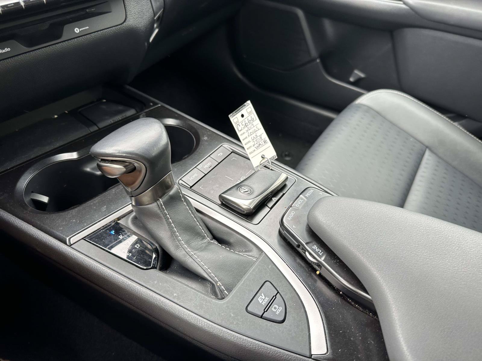 Used 2019 Lexus UX 250h AWD/4WD image 26