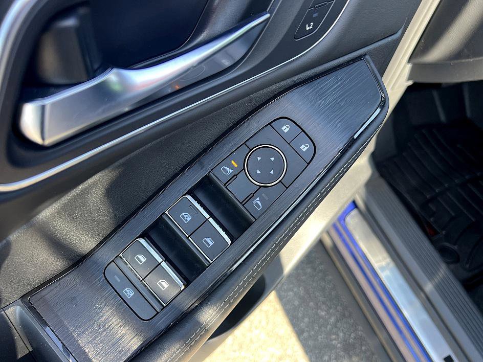 Certified 2023 Nissan Rogue Platinum image 21