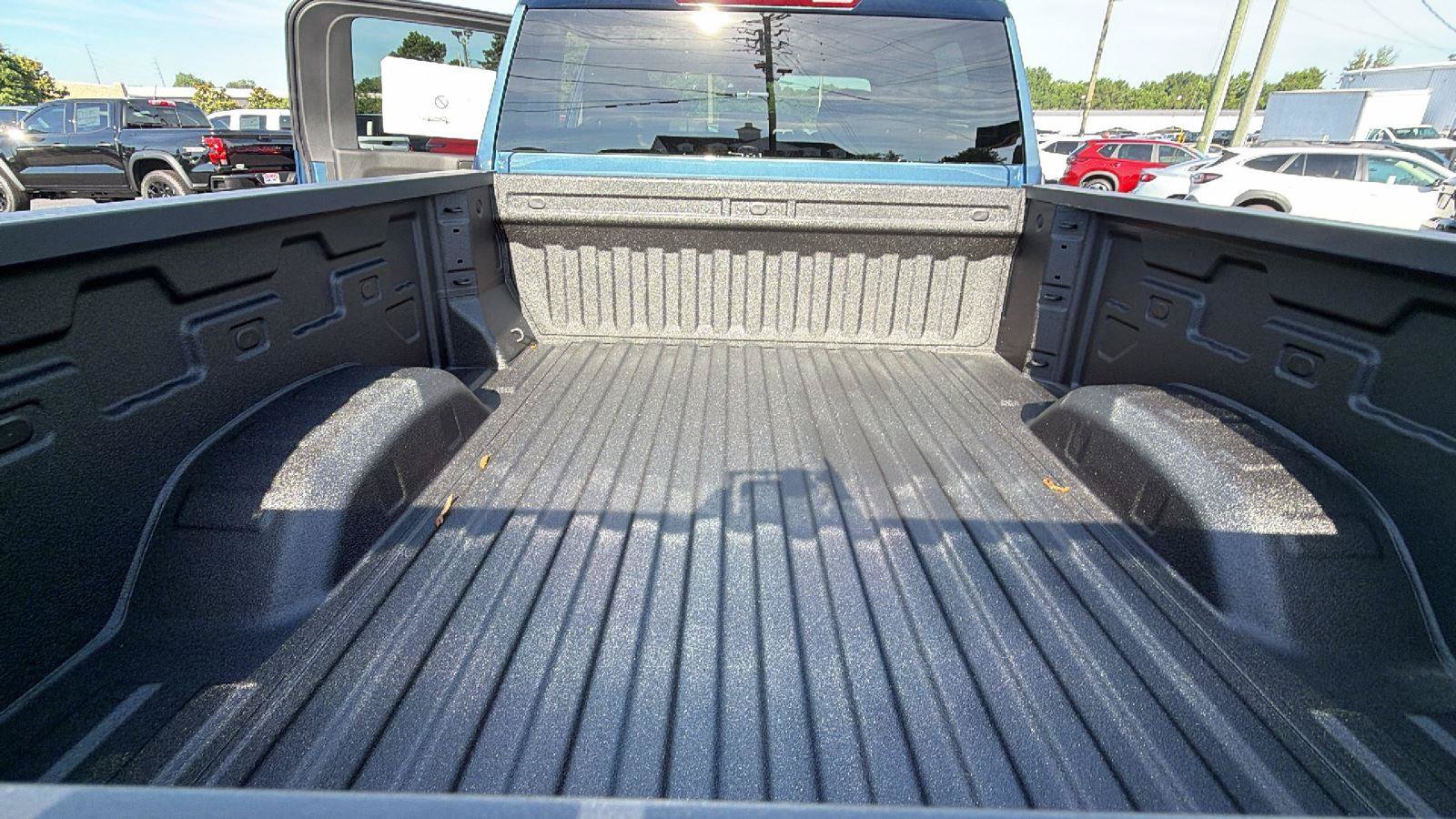 New 2026 Chevrolet Silverado 2500 Custom w/ Custom Value Package AWD/4WD image 6