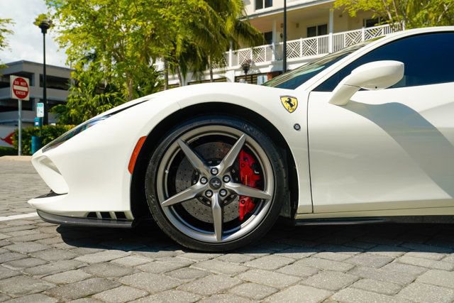 Used 2021 Ferrari F8 Tributo image 13