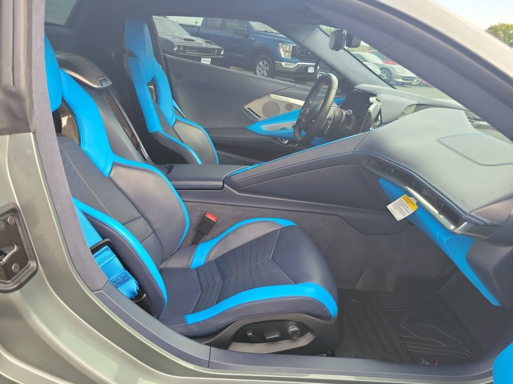 Certified 2023 Chevrolet Corvette Stingray Premium Conv w/ Z51 Performance Package RWD image 24