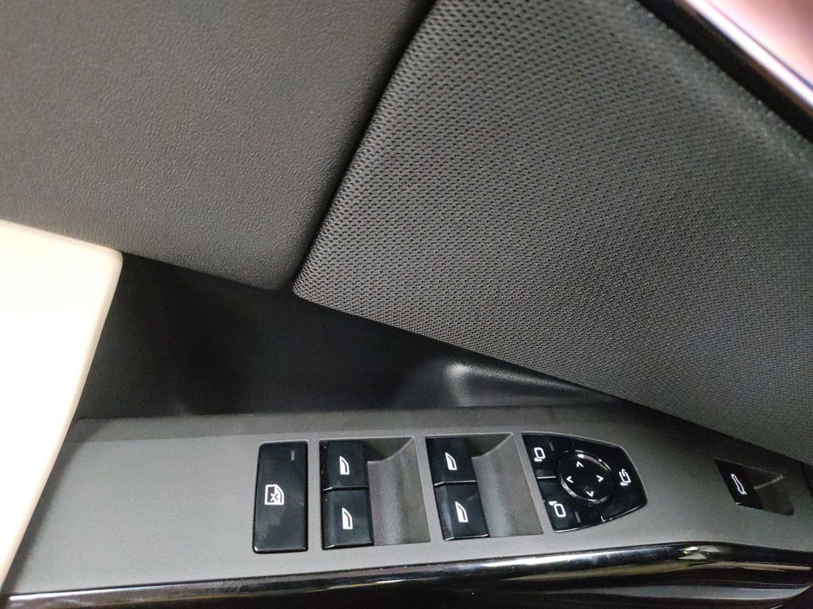 New 2026 BMW X3 xDrive30 w/ Premium Package image 12