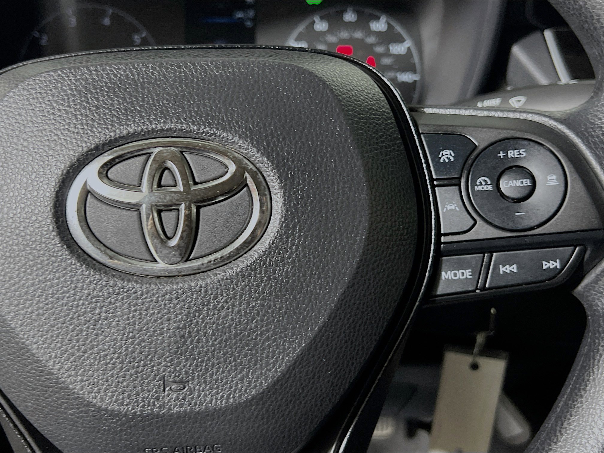 Used 2025 Toyota Corolla LE FWD image 19