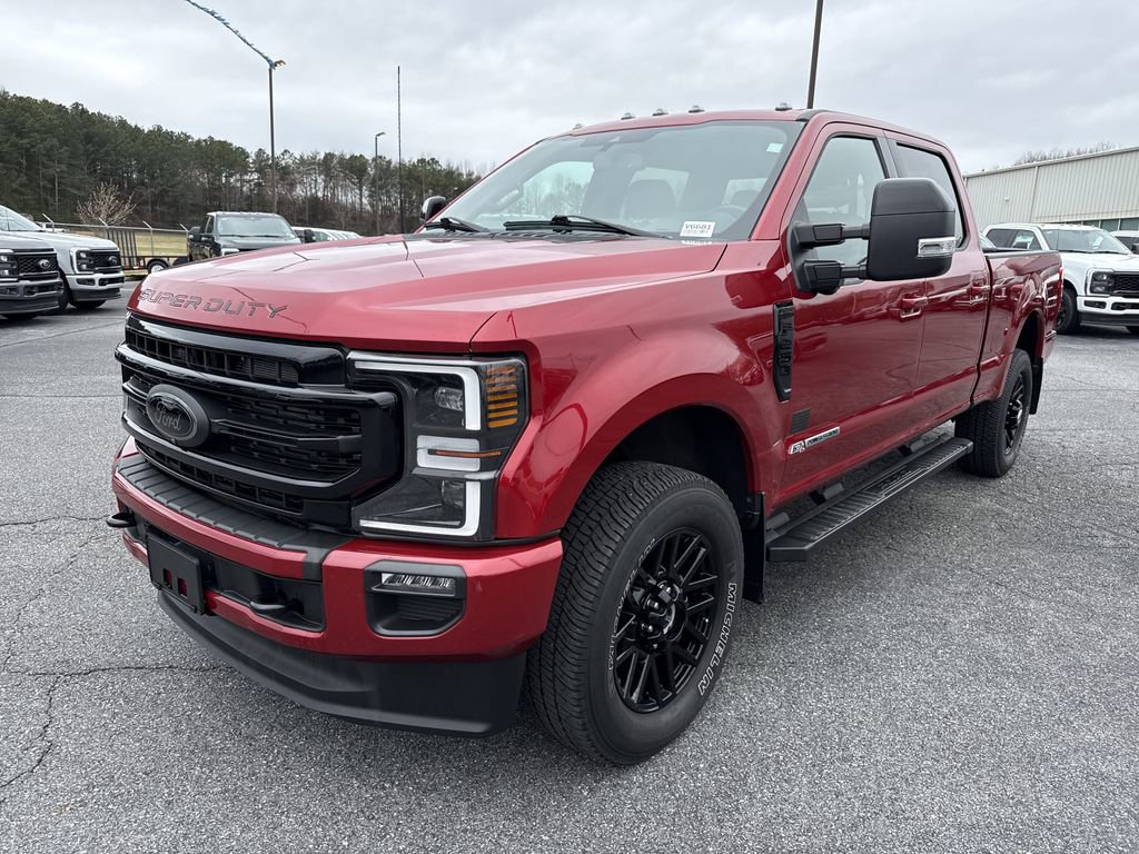 Used 2022 Ford F250 Lariat w/ Black Appearance Package image 3