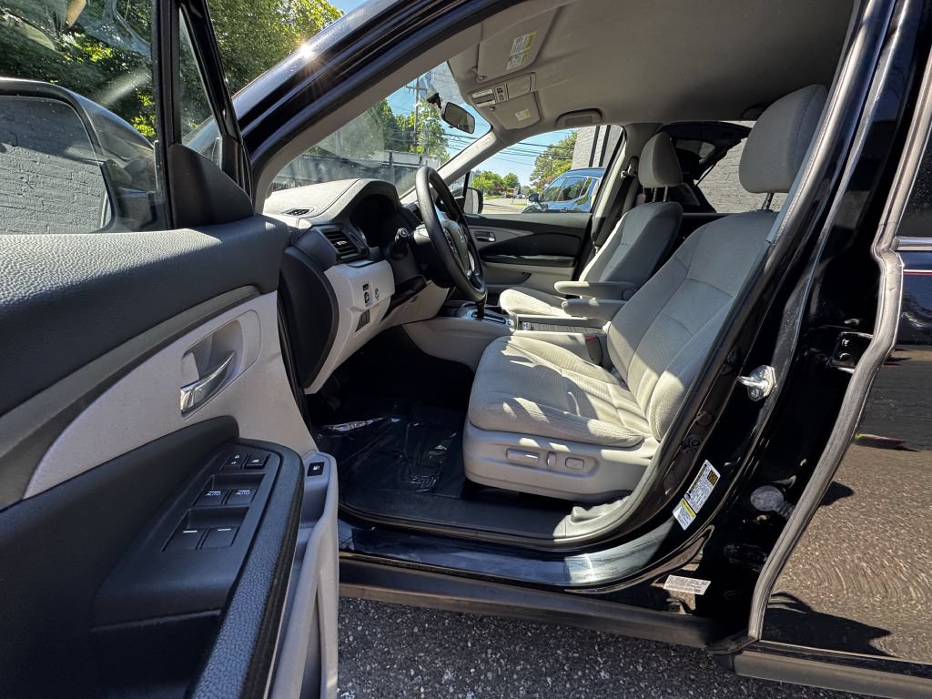 Used 2016 Honda Pilot EX image 11