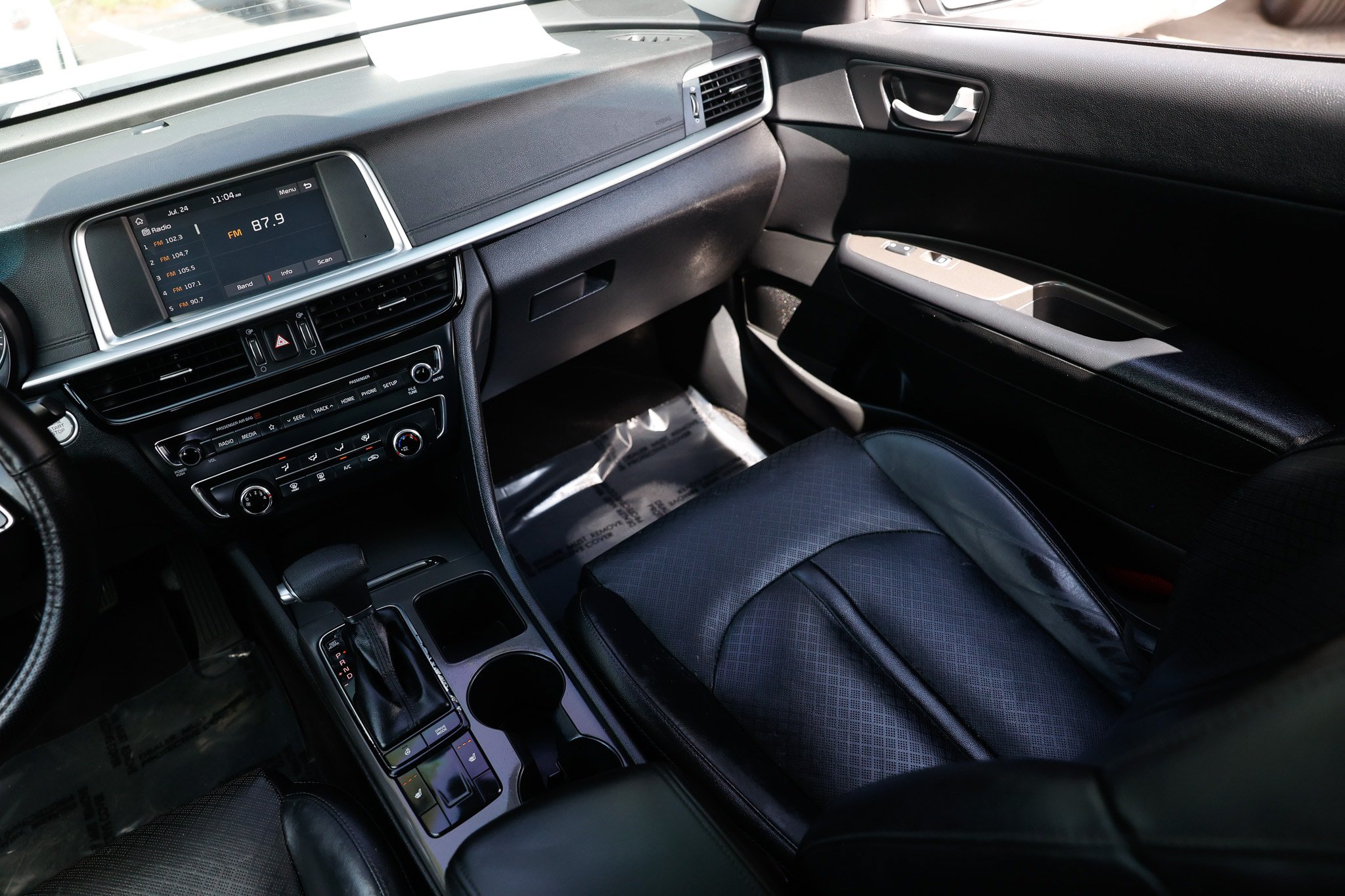 Used 2020 Kia Optima SE FWD image 26