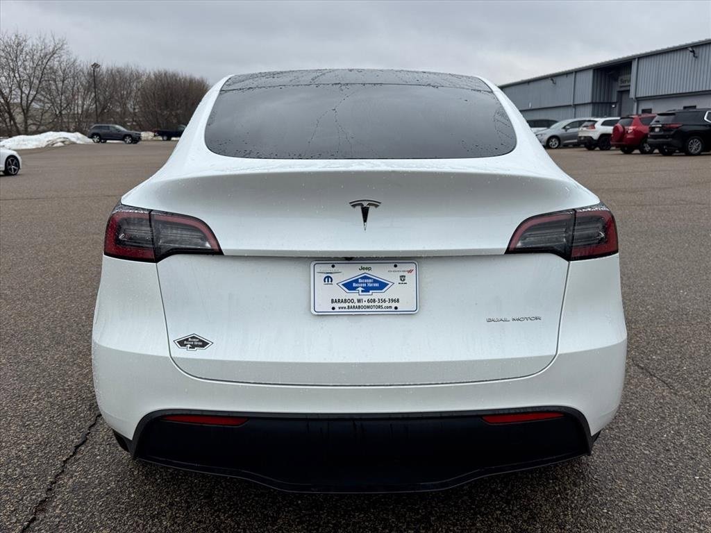 Used 2023 Tesla Model Y Long Range image 3