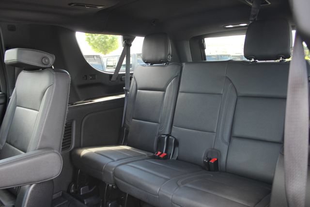 Used 2023 Chevrolet Suburban Z71 w/ Luxury Package AWD/4WD image 26
