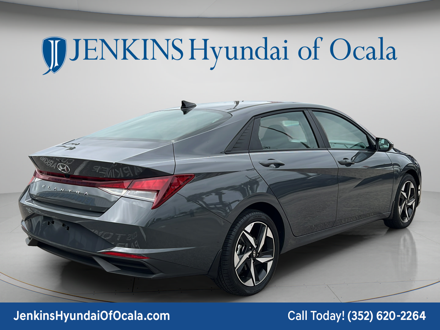 Certified 2023 Hyundai Elantra SEL w/ Convenience Package FWD image 3