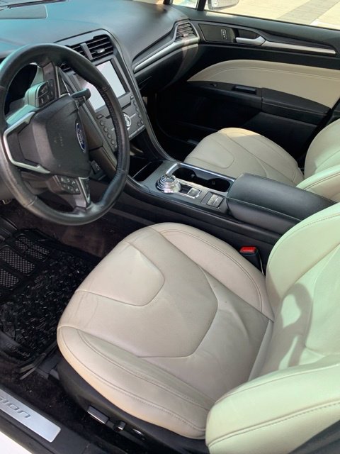 Used 2017 Ford Fusion Titanium FWD image 22