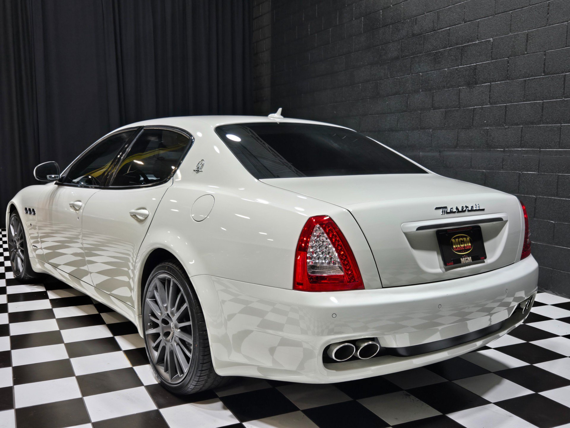 Used 2012 Maserati Quattroporte S RWD image 32