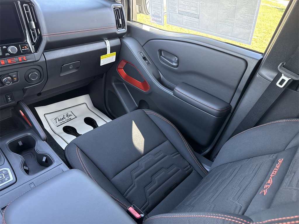 New 2026 Nissan Frontier PRO-4X w/ Pro-4x Convenience Package image 23