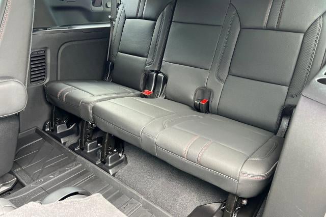 New 2026 Chevrolet Suburban RST w/ Advanced Technology Package AWD/4WD image 16