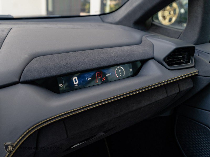 Used 2026 Lamborghini Temerario AWD/4WD image 10