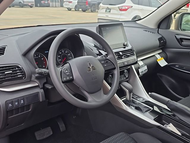 New 2025 Mitsubishi Eclipse Cross LE AWD/4WD image 11
