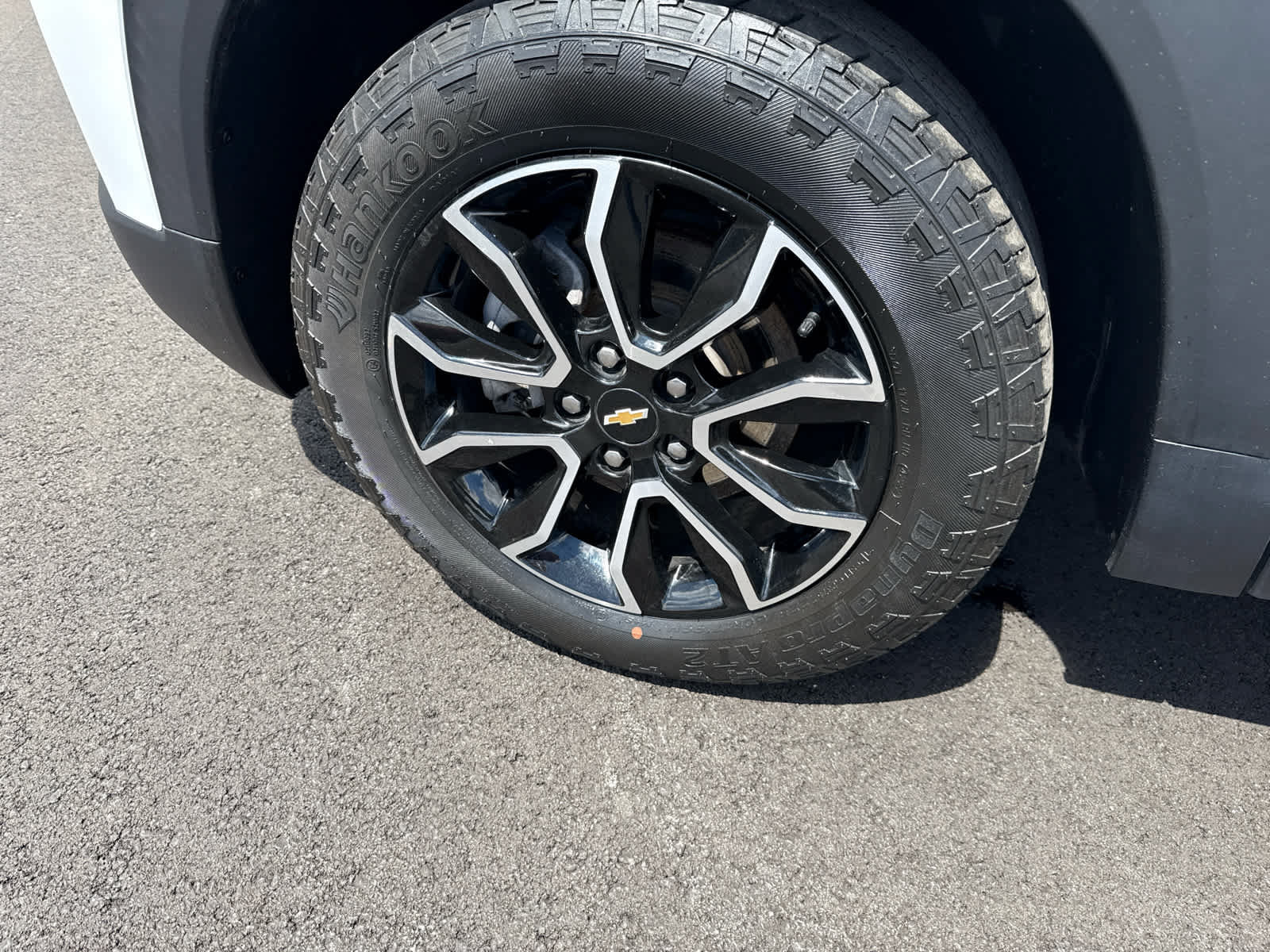 Used 2023 Chevrolet TrailBlazer ACTIV FWD image 9
