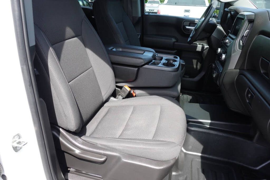 Used 2024 Chevrolet Silverado 1500 W/T w/ WT Value Package AWD/4WD image 33