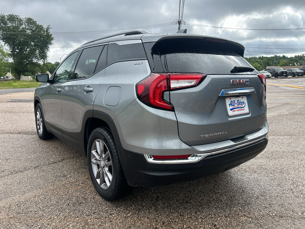 Used 2024 GMC Terrain SLT FWD image 5