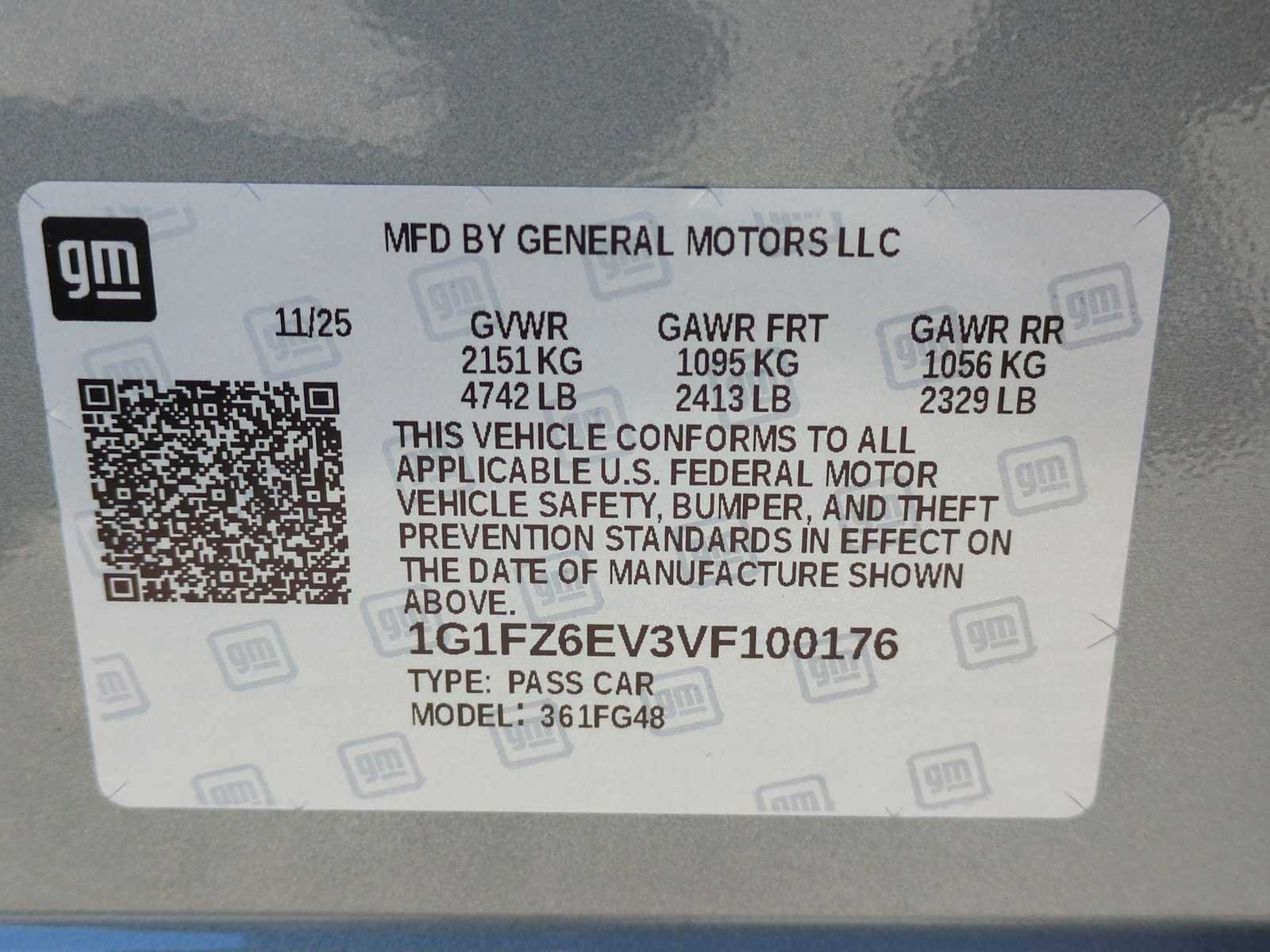 New 2027 Chevrolet Bolt RS w/ Technology Package FWD image 31