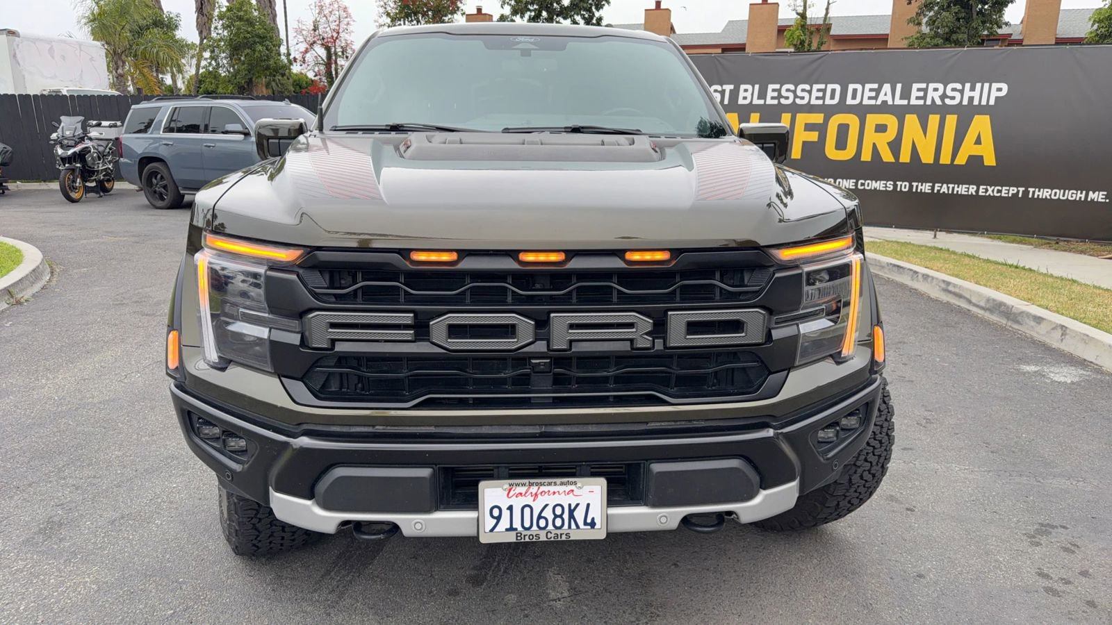 Used 2024 Ford F150 Raptor w/ Equipment Group 803A Raptor R AWD/4WD image 2