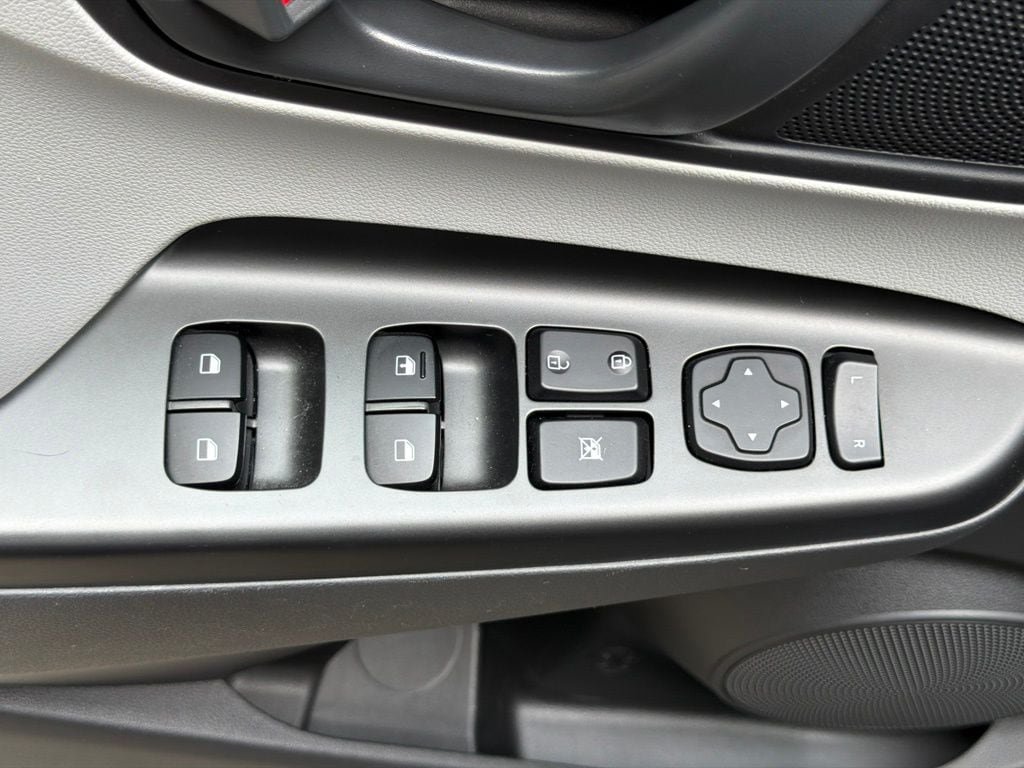 Certified 2023 Hyundai Kona SE w/ Cargo Package AWD/4WD image 17