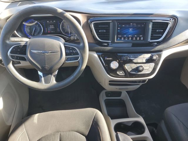 Used 2018 Chrysler Pacifica LX w/ Tire & Wheel Group image 11