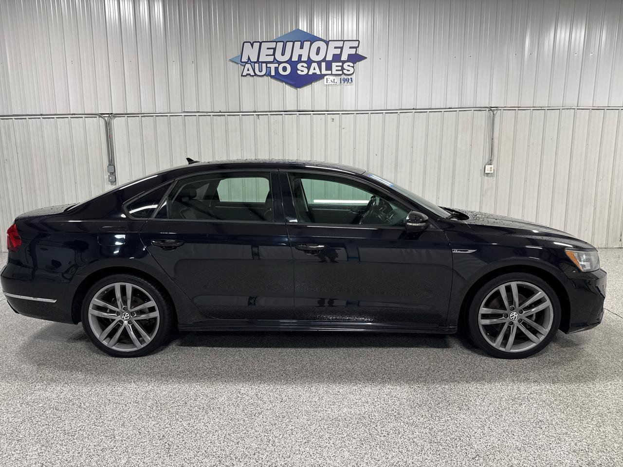 Used 2018 Volkswagen Passat 2.0T R-Line