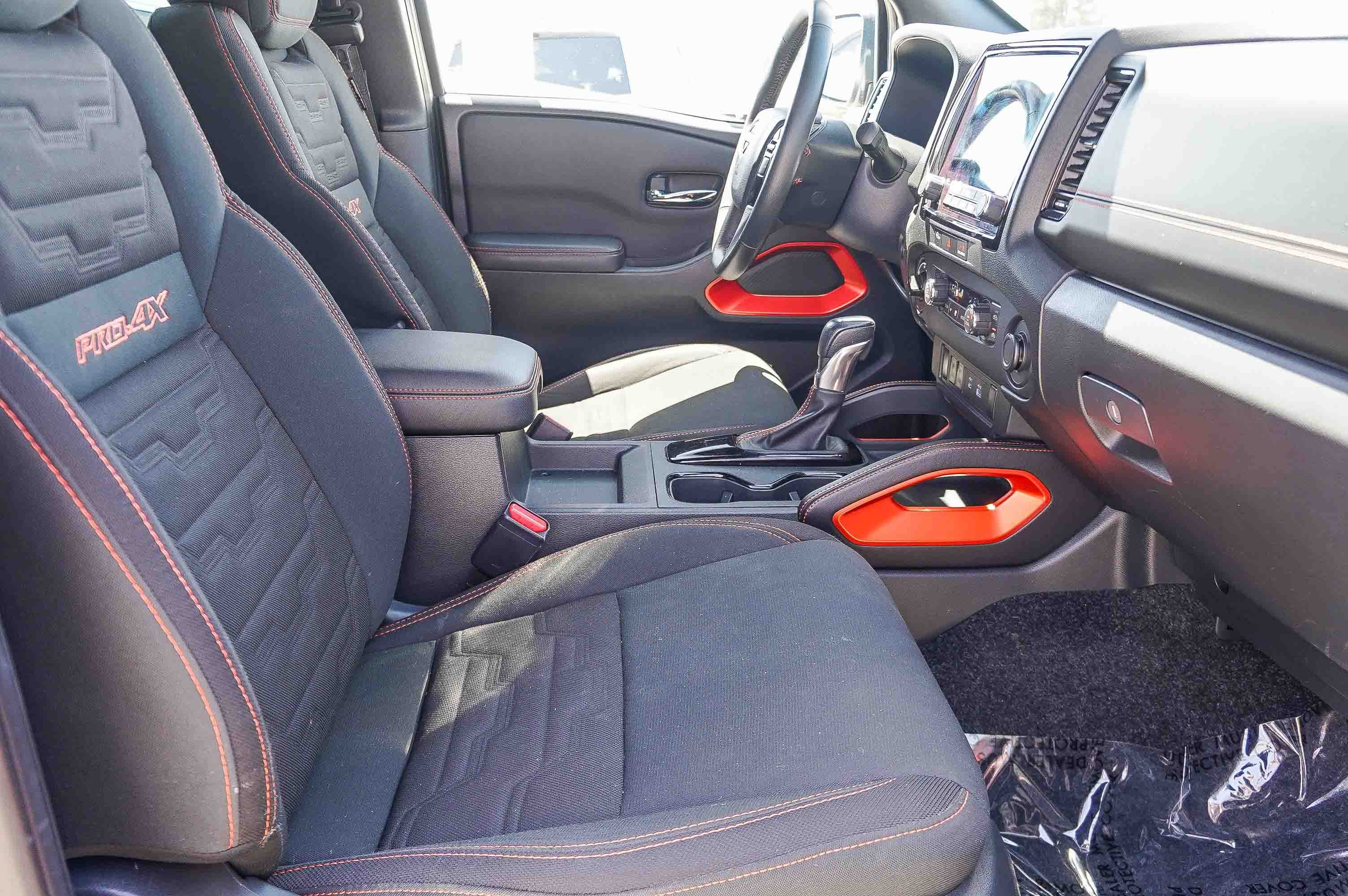 Used 2024 Nissan Frontier PRO-4X AWD/4WD image 19
