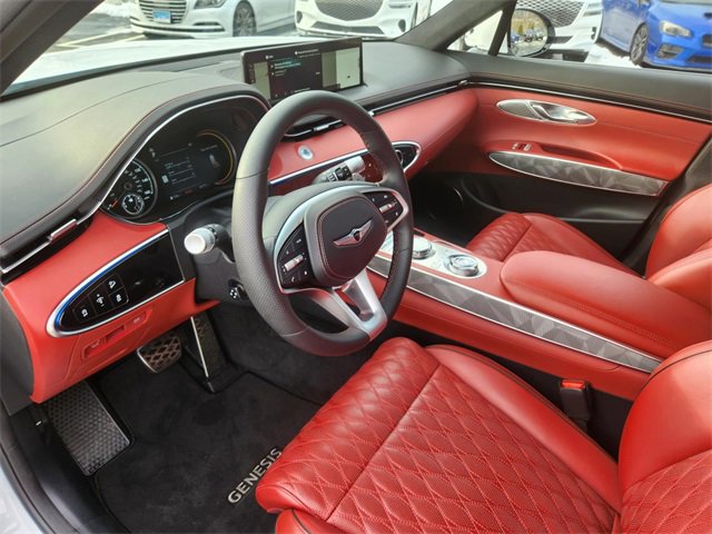 Used 2025 Genesis GV70 3.5T Sport w/ Sport Advanced Package image 5