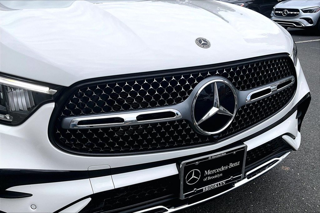 Certified 2025 Mercedes-Benz GLC 350e 4MATIC image 30