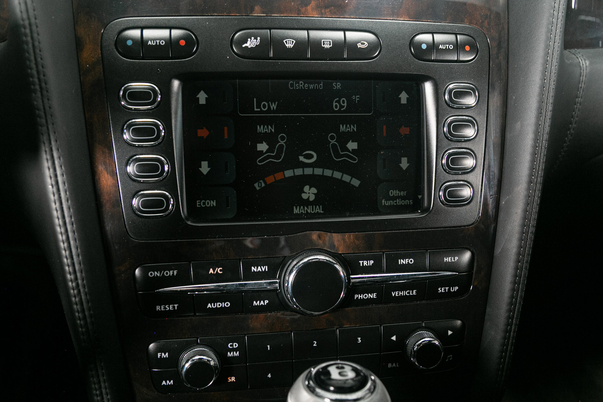 Used 2009 Bentley Flying Spur Flying Spur Speed w/ Convenience Specification Pkg image 45