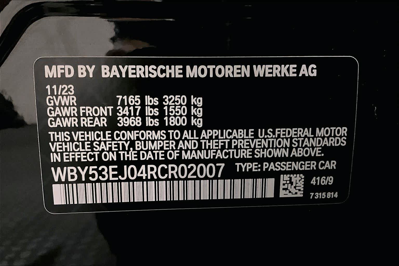 Used 2024 BMW i7 xDrive60 AWD/4WD image 33