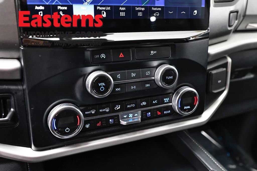 Used 2024 Ford Expedition XLT image 19