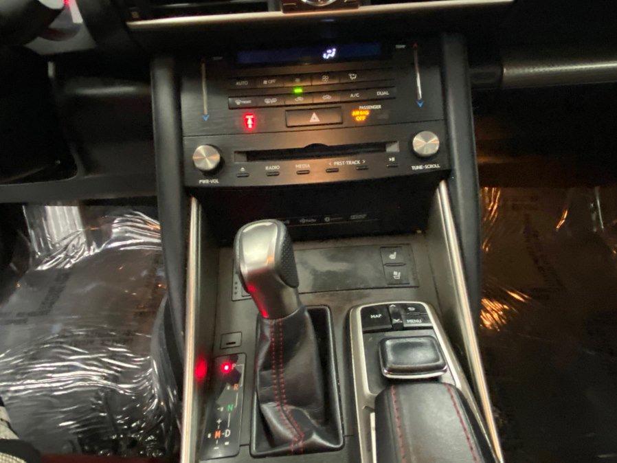Used 2017 Lexus IS 300 F Sport w/ F Sport Package AWD/4WD image 31