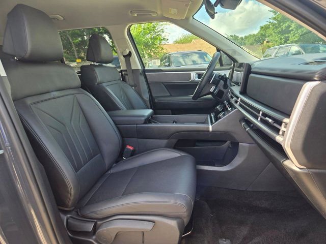 Used 2025 Hyundai Santa Fe SEL image 29