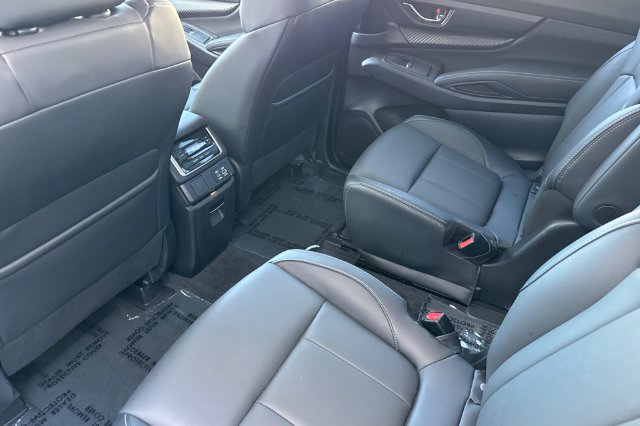 Certified 2026 Subaru Ascent Premium AWD/4WD image 13