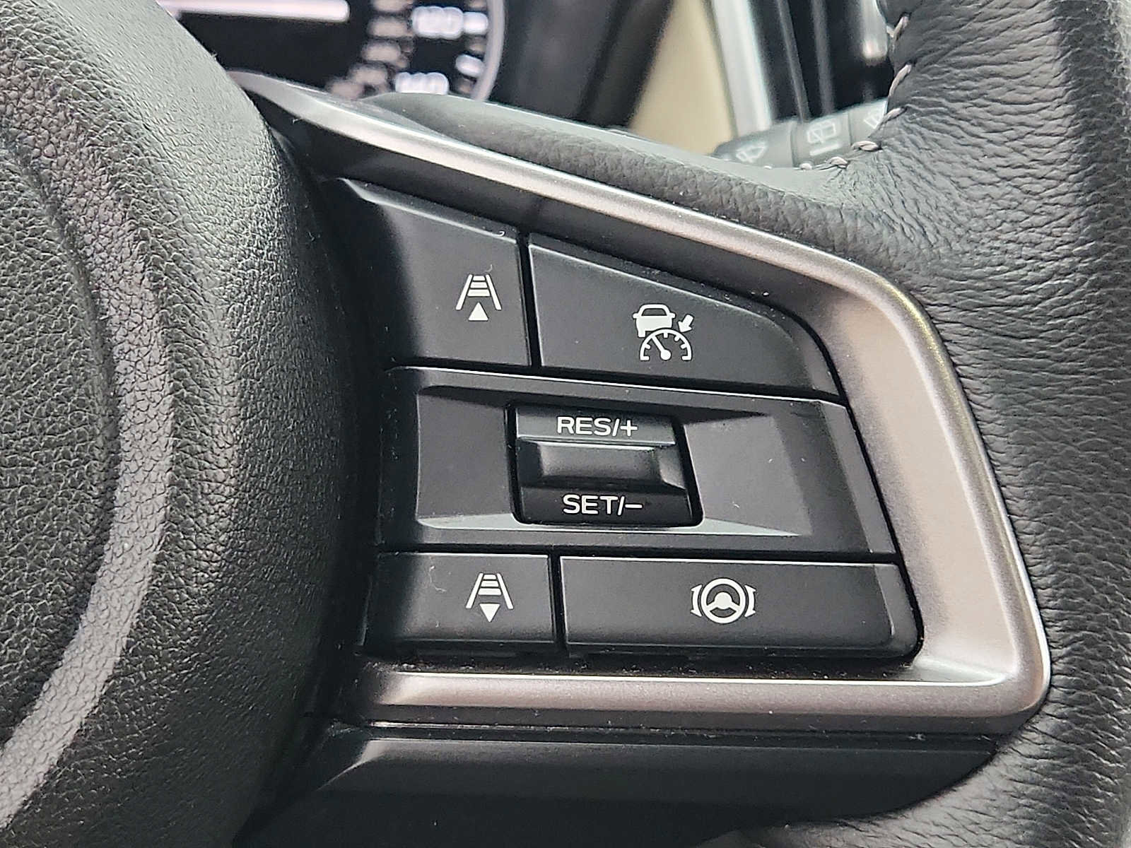 Used 2023 Subaru Outback Premium image 21